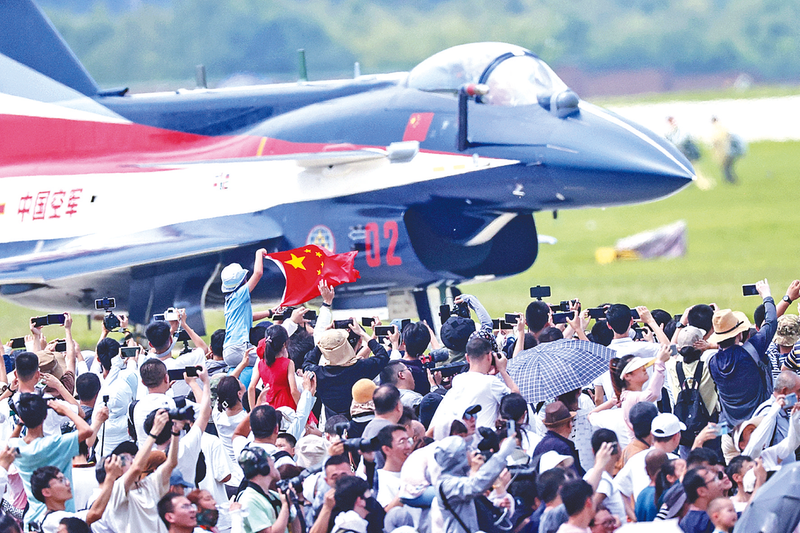 骚逼黑丝无码长春航空展迎来首个公众日